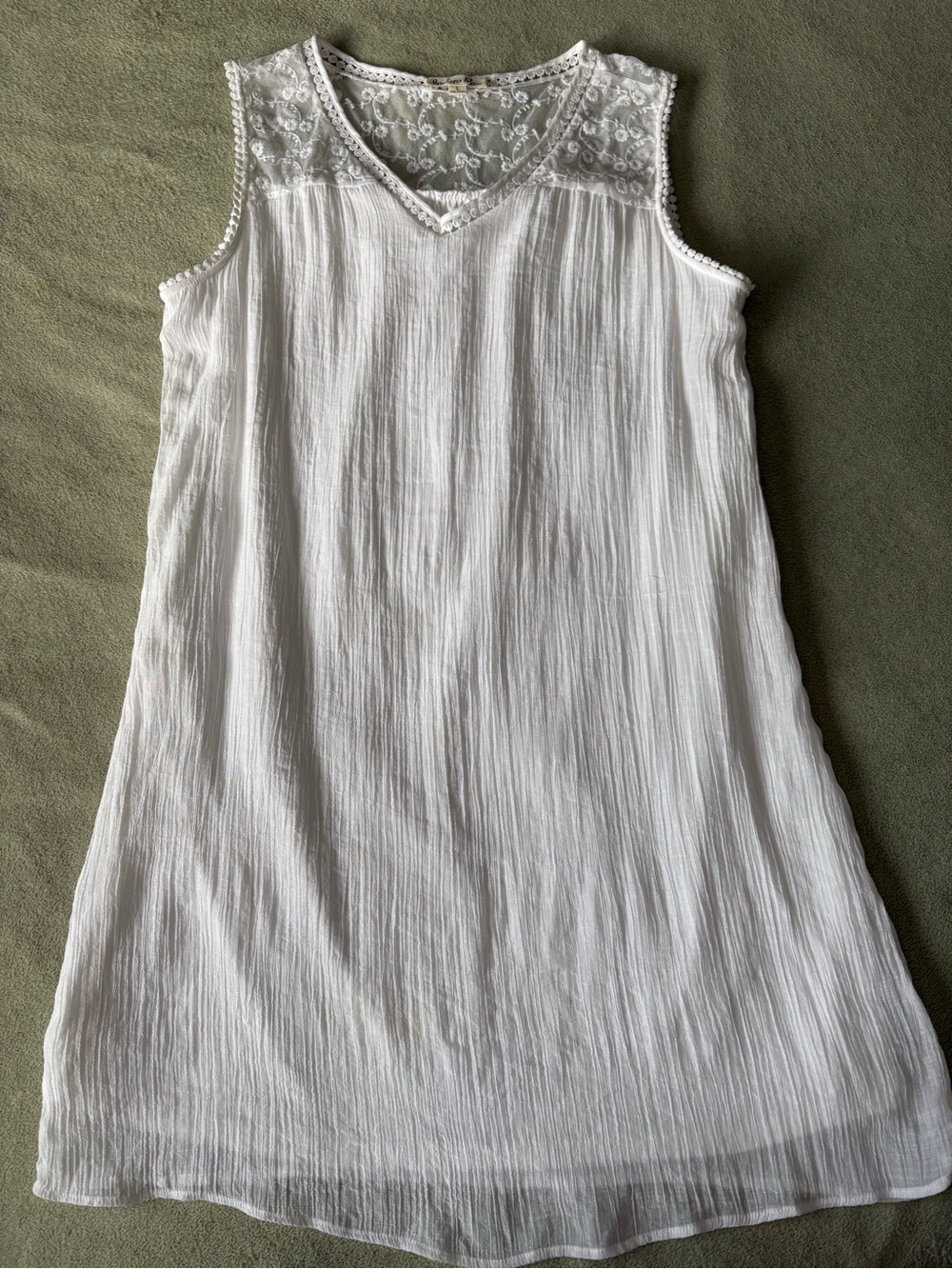 Women's White Lace-Trim Sleeveless gauze dress
